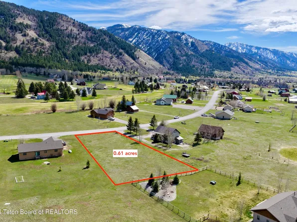 5 Solitude Cir, Thayne, WY 83127
