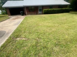 1203 Woodland Hts, Douglas, GA 31535