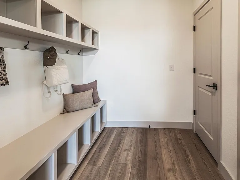 744 Trumpet Ct — Photo 14
