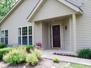 500 S Edwards Blvd, Lake Geneva, WI 53147