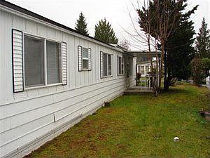 2nd image of 5542 Yakima Ln SE