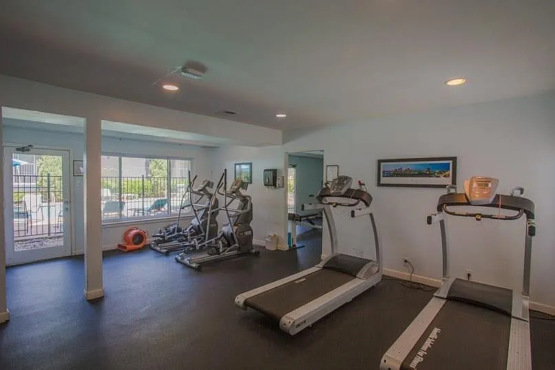 2020 S Congress Ave — Photo 4