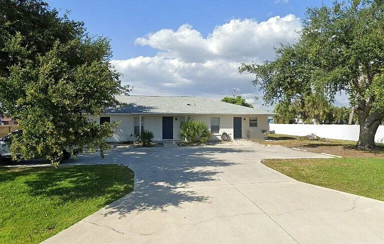 6428 Hamlet Dr #A — Photo 1