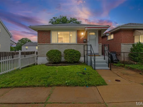 904 Erskine Ave, Saint Louis, MO 63125