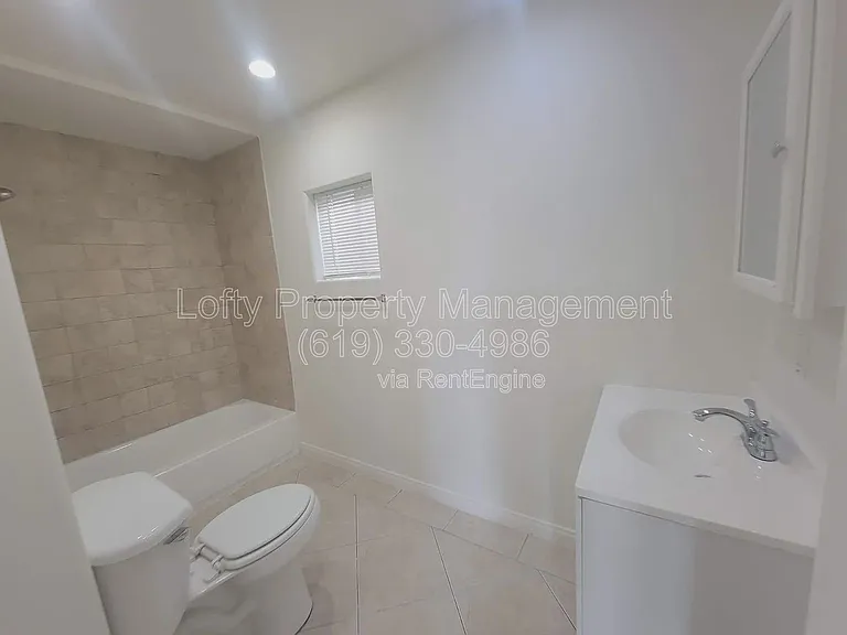 210 Goetting Way — Photo 7