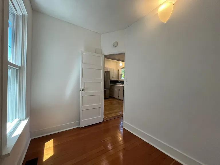 610 NE 79th Ave — Photo 29