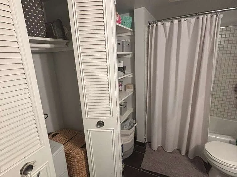 bathroom with closet