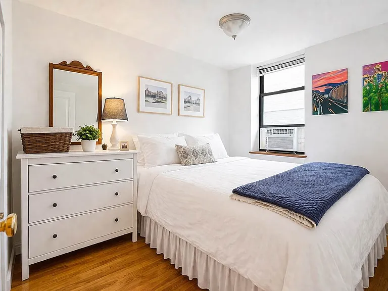 67 W 73rd St #2B — Photo 7