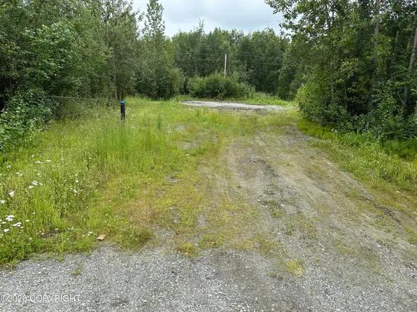 5580 W Limberlost Ave, Wasilla, AK 99623