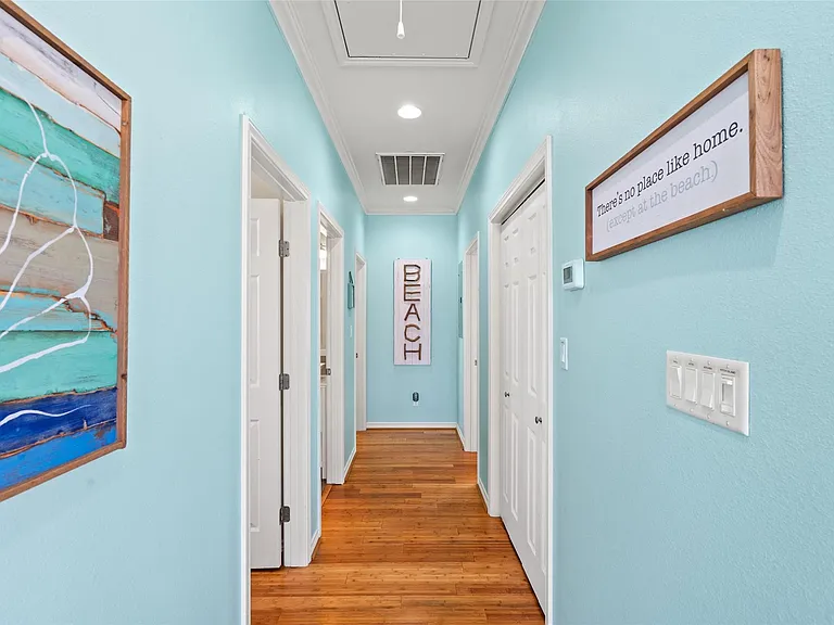 3923 Reeves Dr — Photo 14