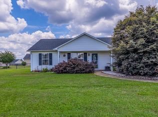 508 White Rose Ln, Boiling Springs, SC 29316