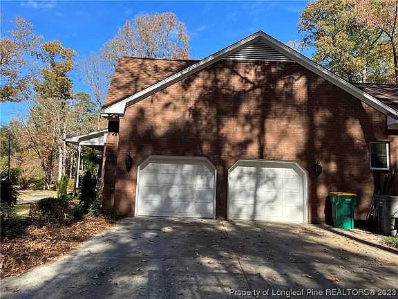 3rd image of 21 Trinity Dr