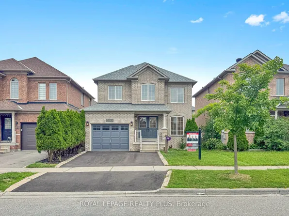 3249 McDowell Dr, Mississauga, ON L5M 6S4