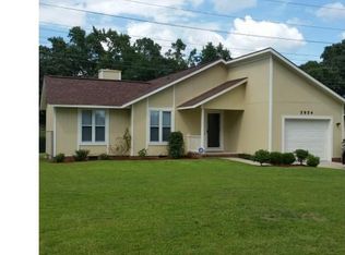 5954 Chambrian Dr, Fayetteville, NC 28314