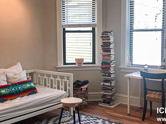 4th image of 2231 W Wilson Ave #2E