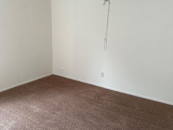 3rd image of 12720 Burbank Blvd Unit 302