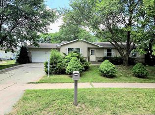 119 N 12th Ave, Monroe, WI 53566