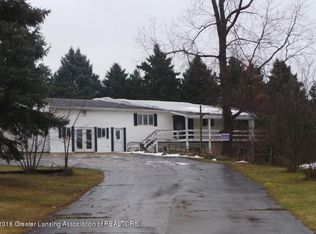 4301 Lansing Rd, Perry, MI 48872