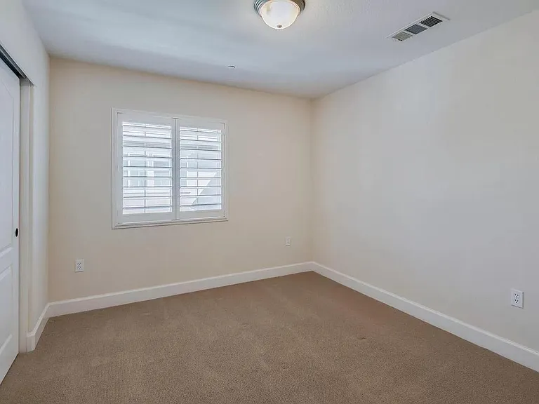 202 Cezanne Ln #202 — Photo 12