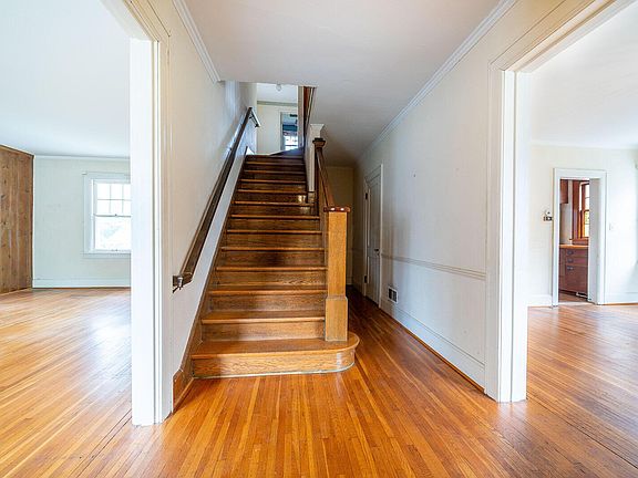 5th image of 1893 Coventry Rd