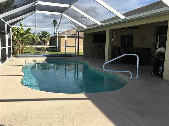 5th image of 1129 SW 42nd St