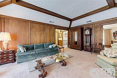 3rd image of 2808 Lawndale Dr