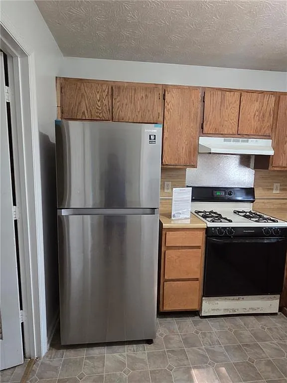 2 bed, 2.5 bath, 1232 sqft, $1,650 — Photo 4