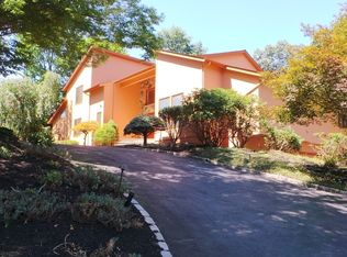 136 Eileen Dr, Cedar Grove, NJ 07009