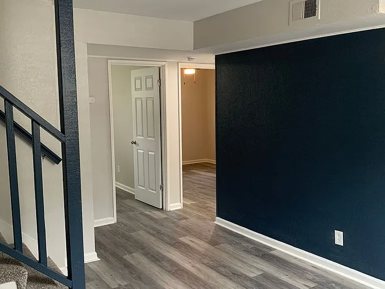 Walnut Ridge Apartments — Photo 17