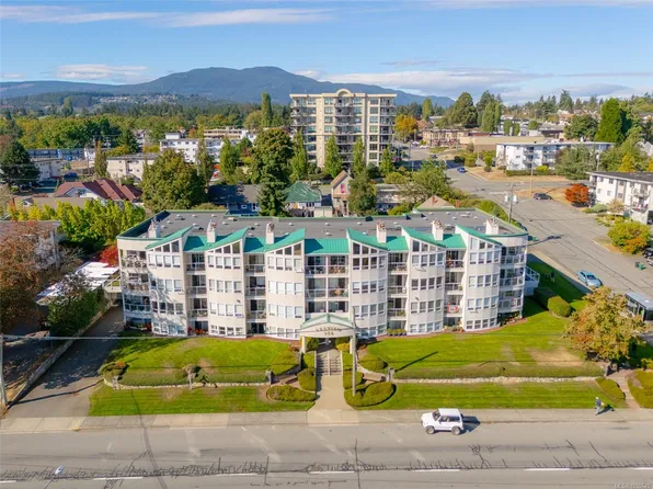 355 Stewart Ave #401, Nanaimo, BC V9S 4C5
