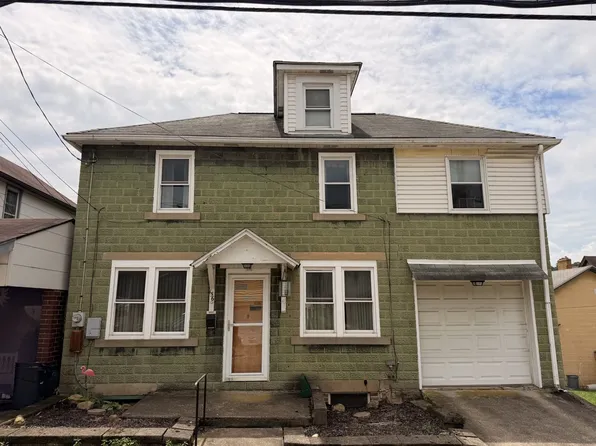 156 Center Ave, Leechburg, PA 15656