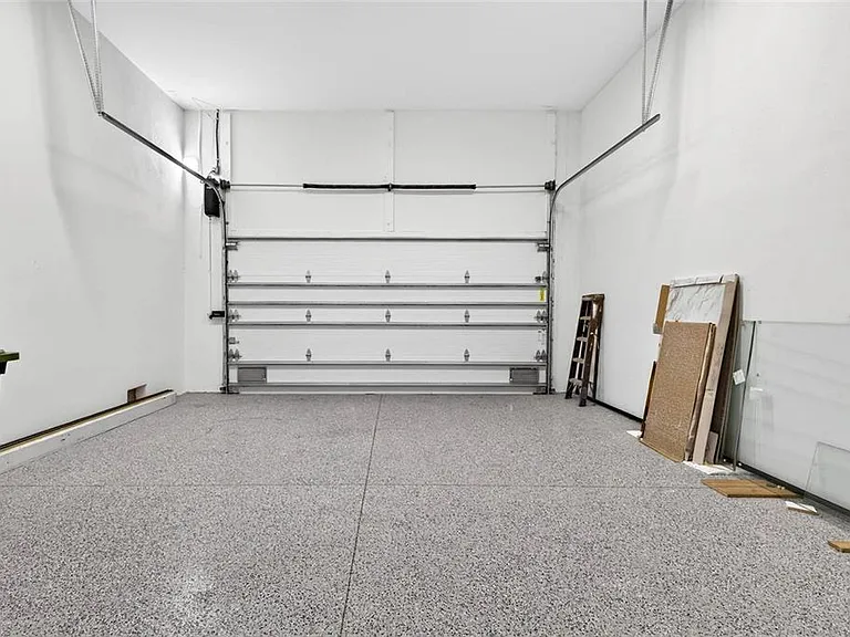 4426 W Euclid Ave — Photo 50