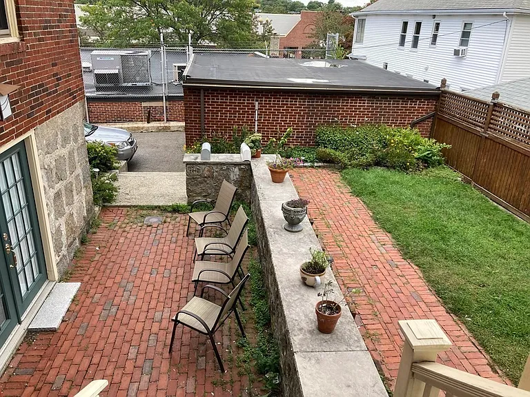 6 Highland Ave #1 — Photo 3