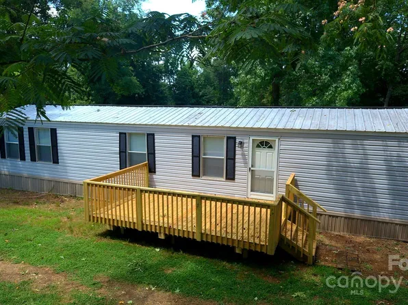 235 Leisure Ln, Salisbury, NC 28146