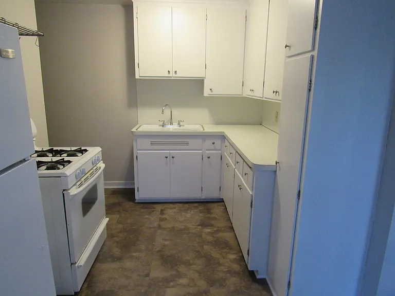 4401 Cedar Ave S — Photo 8