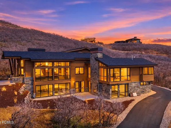 11004 N Wrangler Cir, Hideout, UT 84036