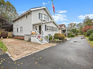 5 Relay Ct, Cos Cob, CT 06807