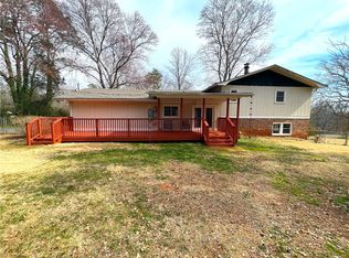 1842 Sequoya Way, Seneca, SC 29672