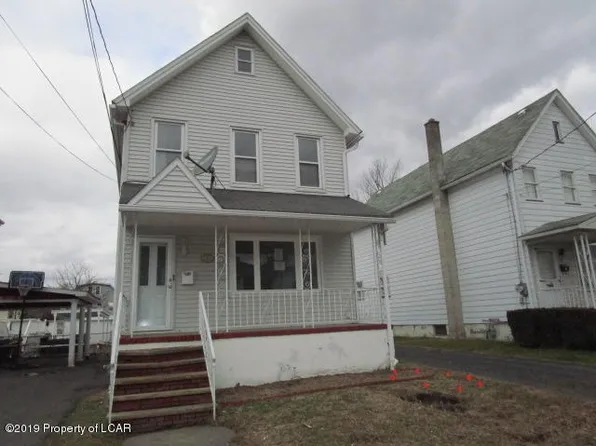 23 Regent St, Wilkes Barre, PA 18702