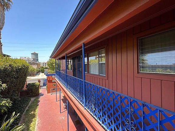 3rd image of 4225 Kansas St APT 6