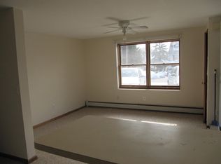 15 Hillside Ter, East Rutherford, NJ 07073