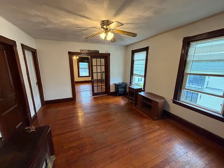 20 Everett St #1 — Photo 8