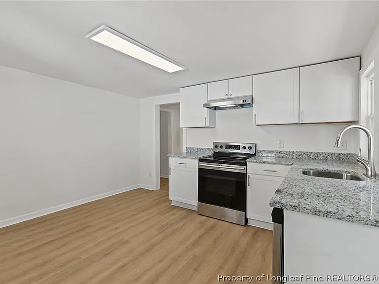 5109 Higgins St — Photo 6