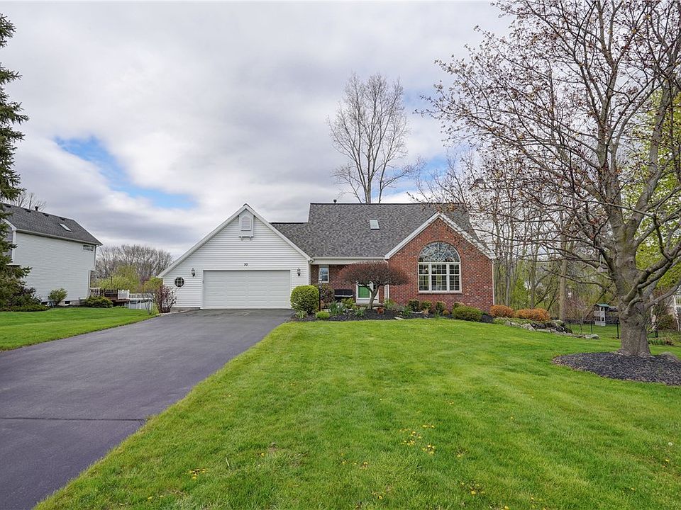 1st image of 30 Walnut Hill Dr