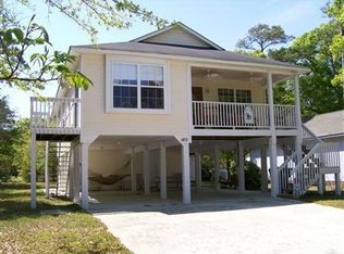 149 NE 14th St, Oak Island, NC 28465