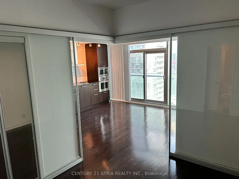 14 York St #3212 — Photo 4