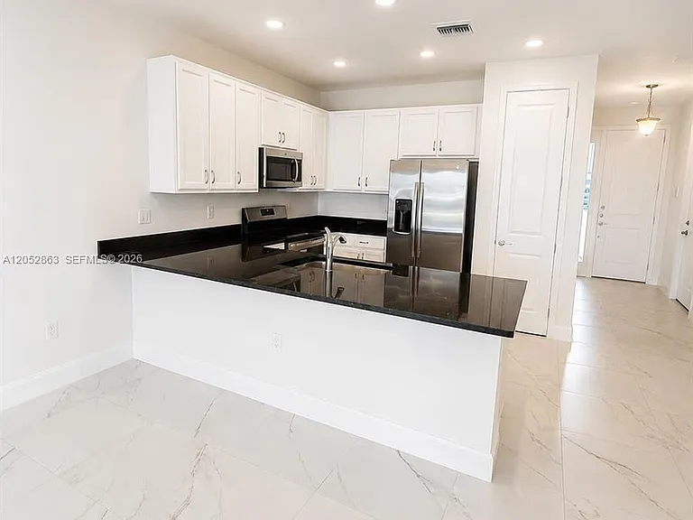 13504 SW Starkissed Ln #0 — Photo 7