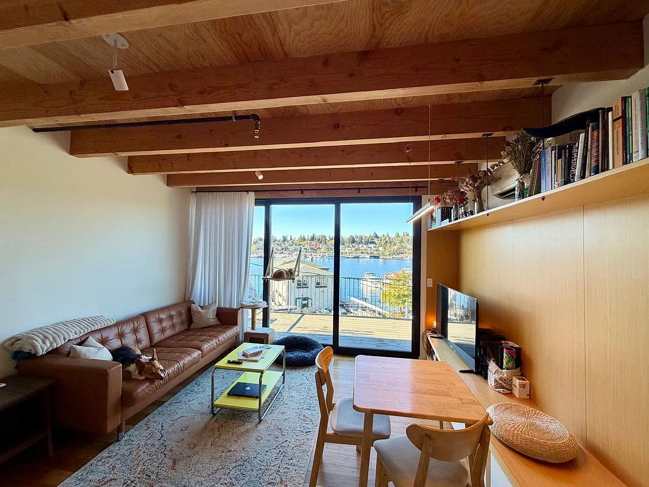 2 bed, 900 sqft, $3,600 — Photo 3