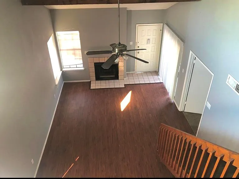 200 Pecan Dr #801 — Photo 1