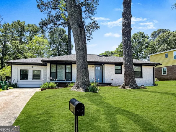 2597 Glenvalley Dr, Decatur, GA 30032